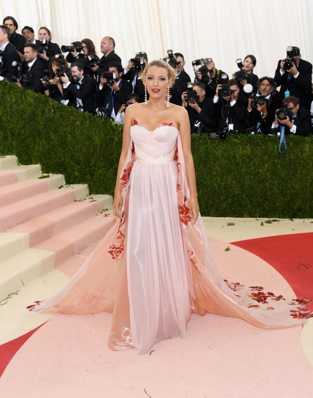 Best and Worst Red Carpet Looks From 2016 Met Gala