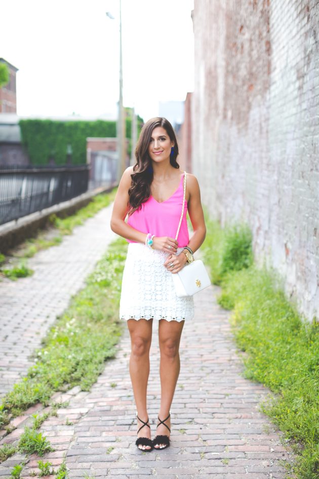 Crochet Outfits That You Will Love To Copy This Summer