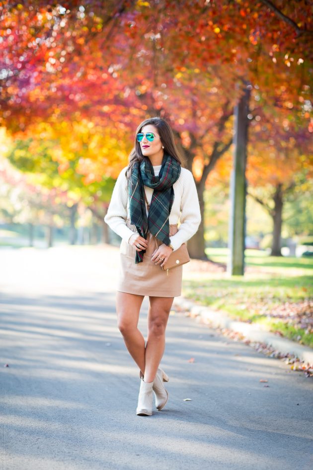 How To Wear Mini Skirts During Early Fall Days
