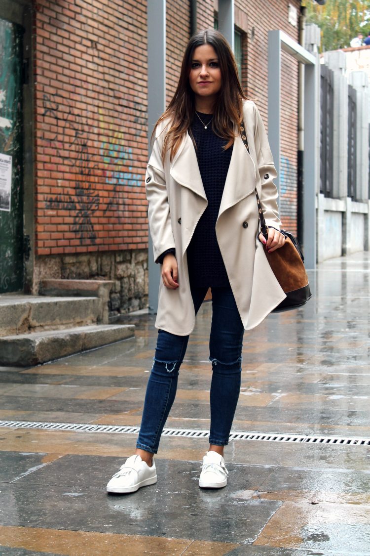 15 Rainy Day Outfits You Will Love To Copy - fashionsy.com