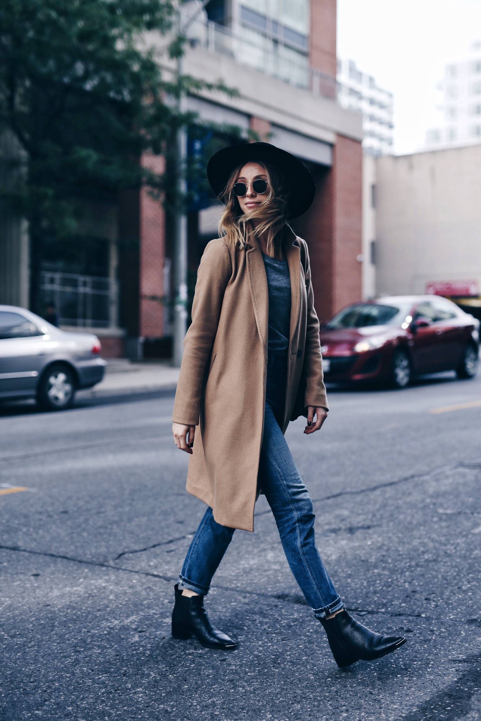 Chic Ways To Style Your Favorite Chelsea Boots - fashionsy.com