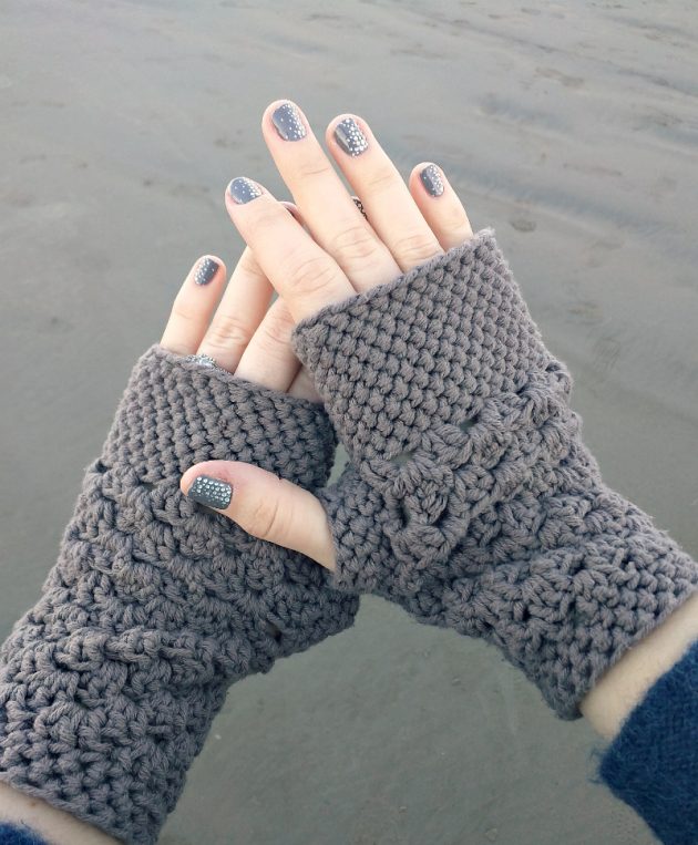 11 DIY Gloves You Can Easily Make This Winter
