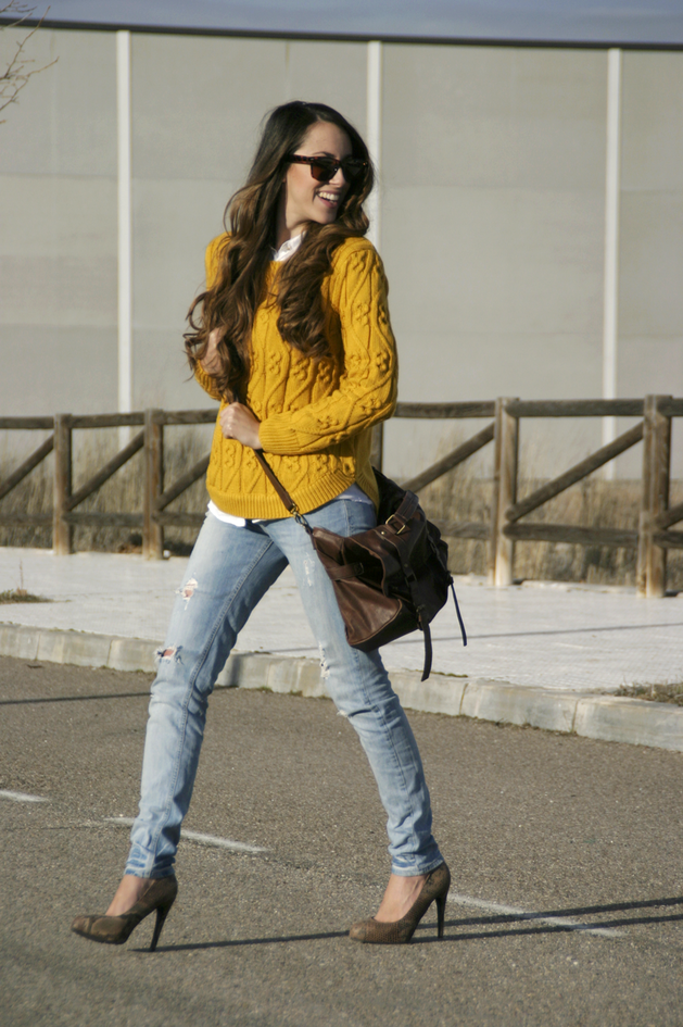 Outfits With Mustard Sweaters That Will Make You Want One