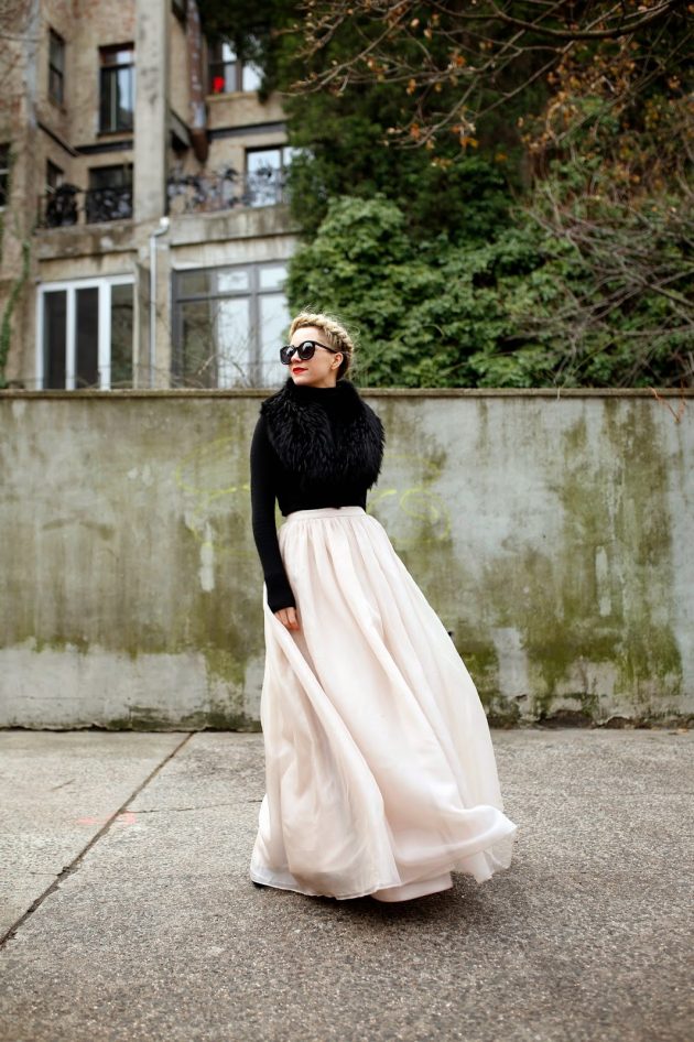 15 Super Stylish Winter Outfits With Skirts