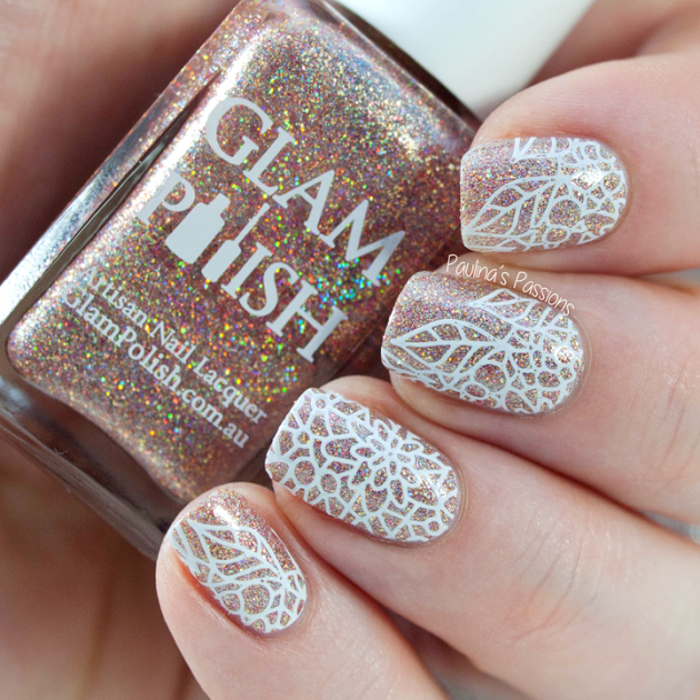 15 Glitter Nail Designs You Will Love To Copy