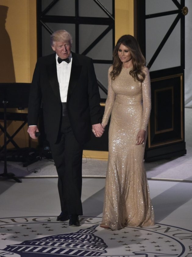 What Melania Trump Wore To The Pre Inauguration Dinner?