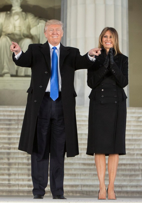 What Melania Trump Wore To The Pre Inauguration Dinner?