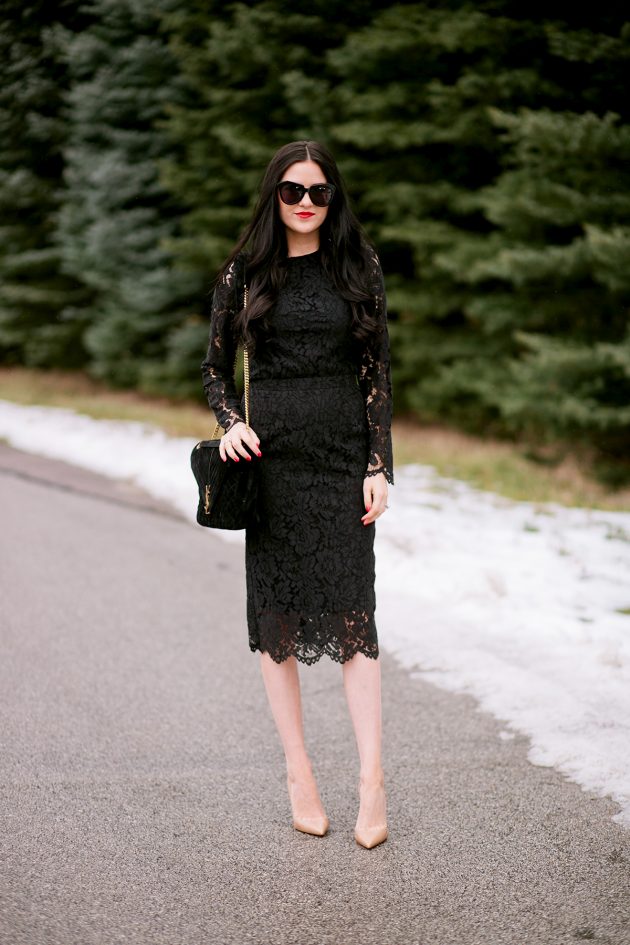 15 Gorgeous Outfits You Can Wear To A Winter Wedding