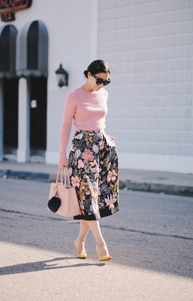 18 Outfit Ideas with Floral Midi Skirts You Have To See