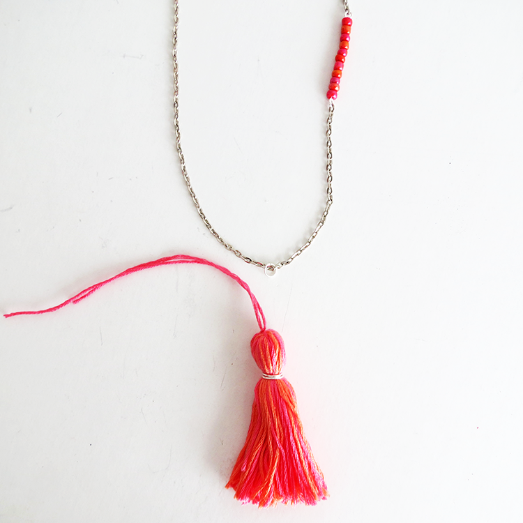 4 Easy To Make DIY Necklace Ideas That You Can Wear Every Day+Photo Tutorials