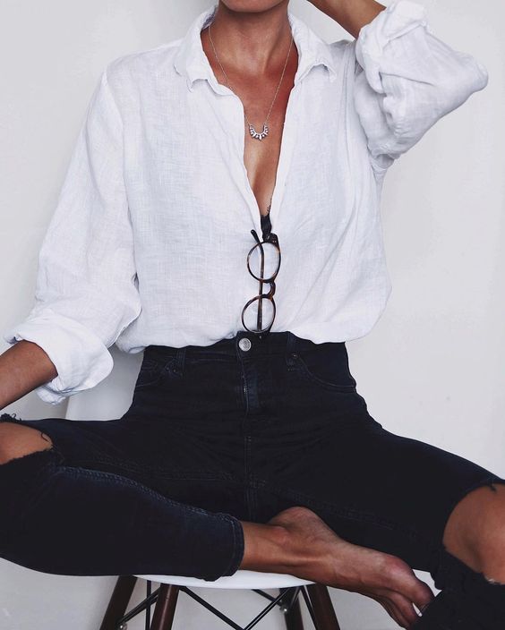 The Ultimate Guide On Minimalist Style+10 Simple Outfit Ideas You Will Love