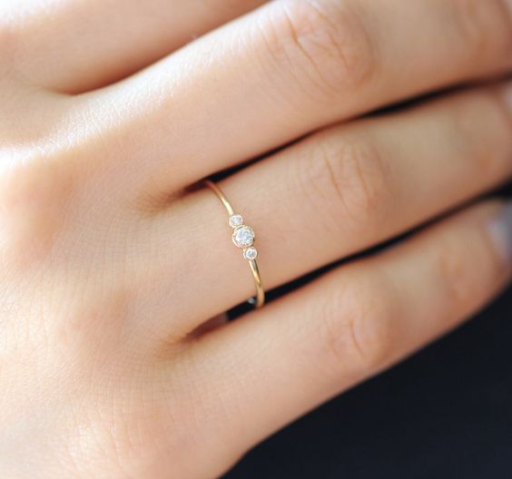 10 Crucial Rules For Wearing Rings That No One Will Tell You