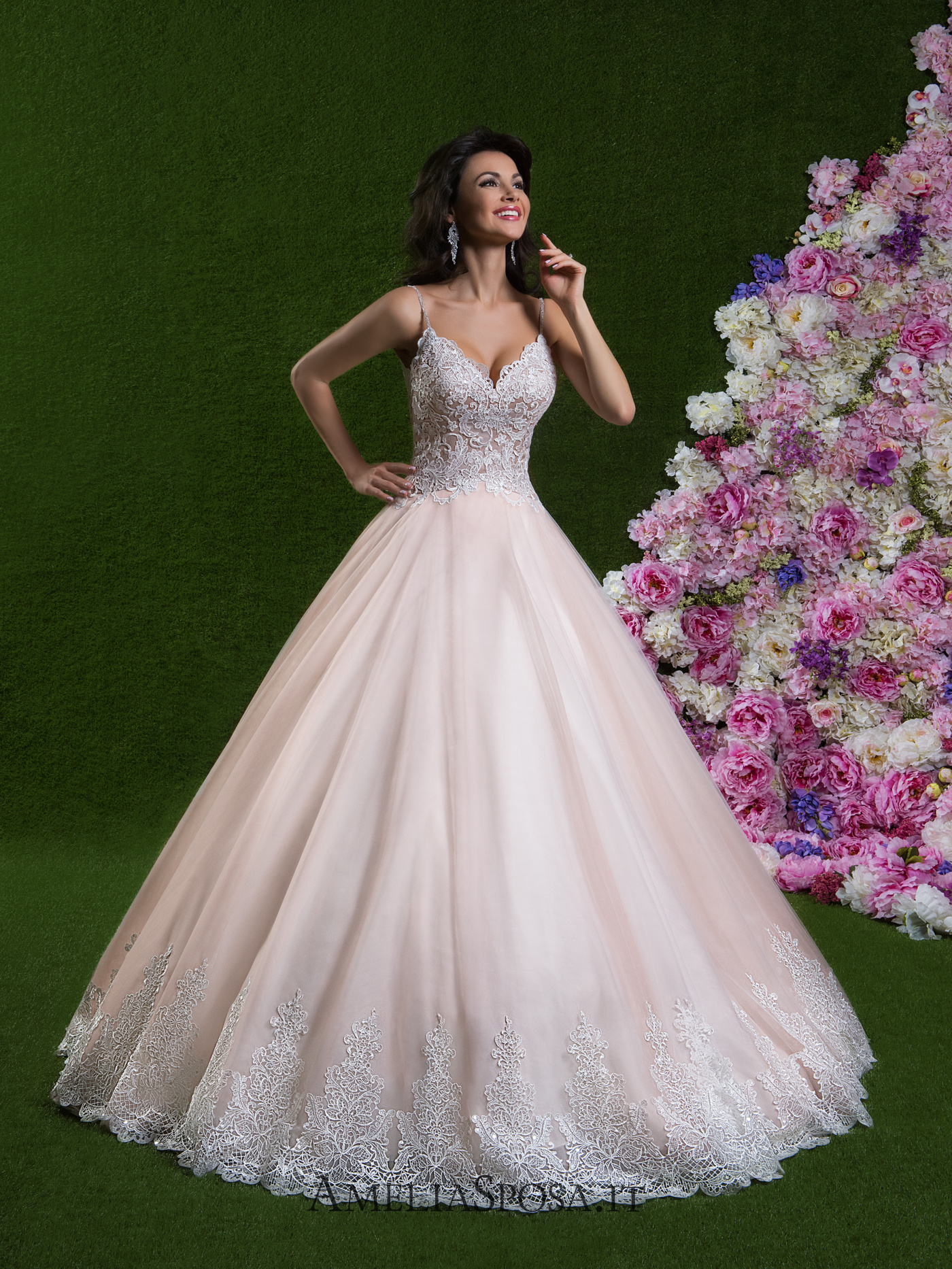 Gorgeous And Elegant Wedding Dress Collection By Amelia Sposa