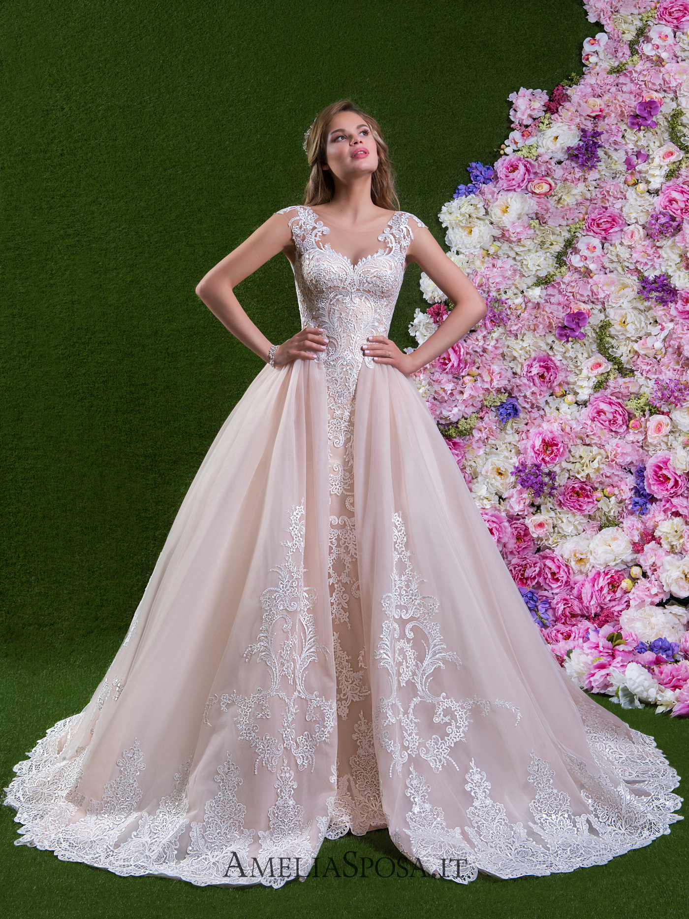 Gorgeous And Elegant Wedding Dress Collection By Amelia Sposa