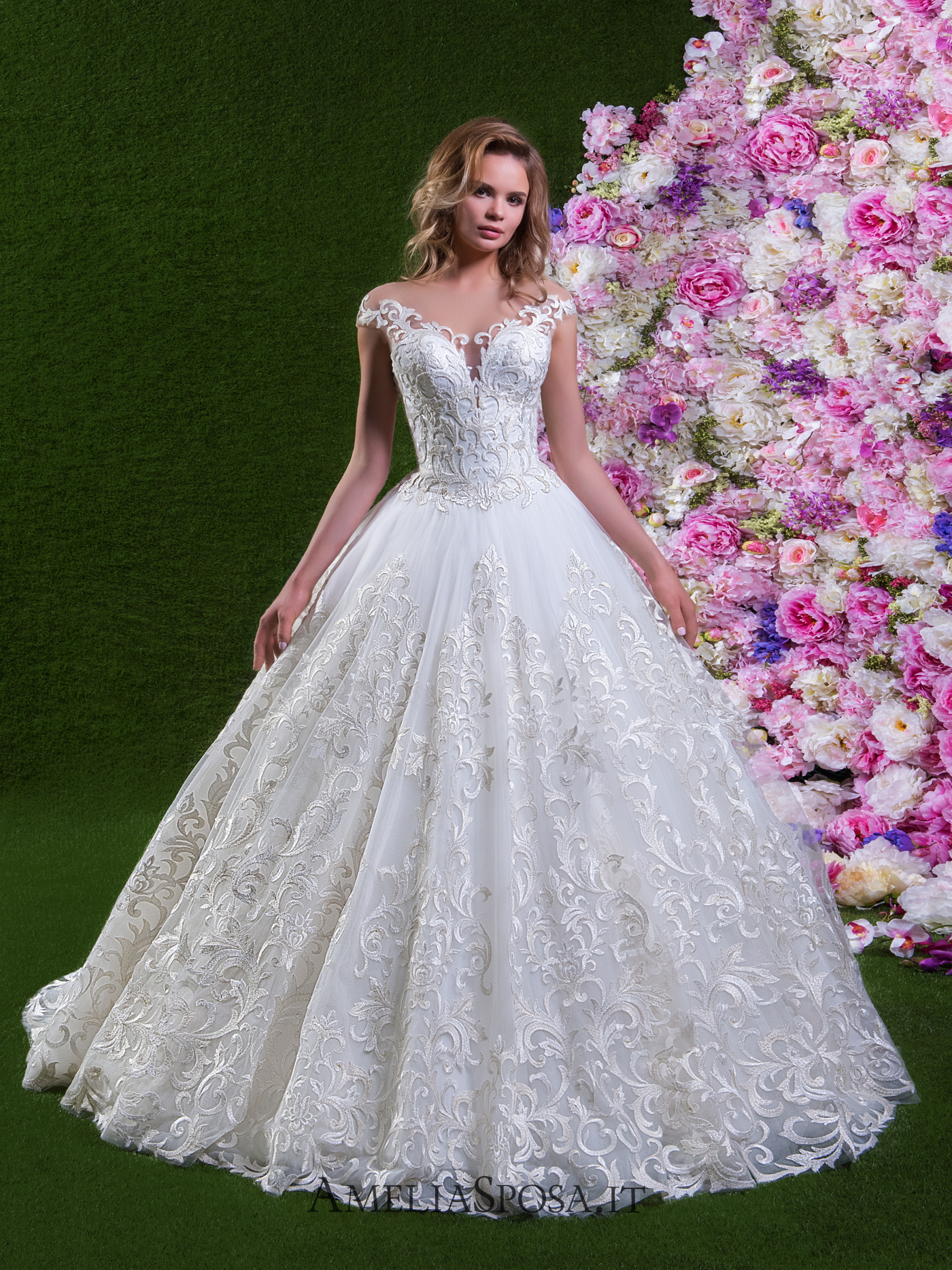 Gorgeous And Elegant Wedding Dress Collection By Amelia Sposa