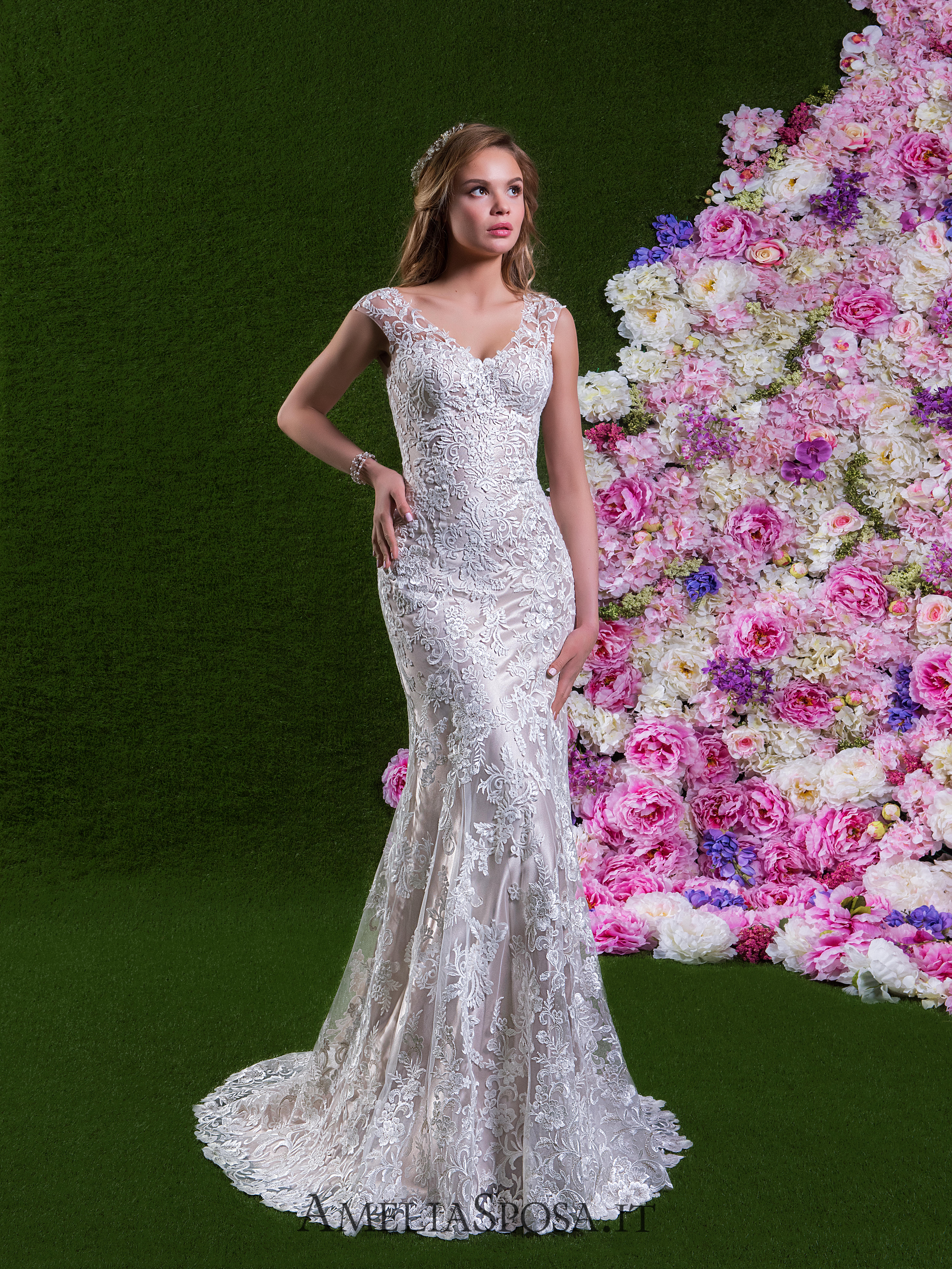 Gorgeous And Elegant Wedding Dress Collection By Amelia Sposa