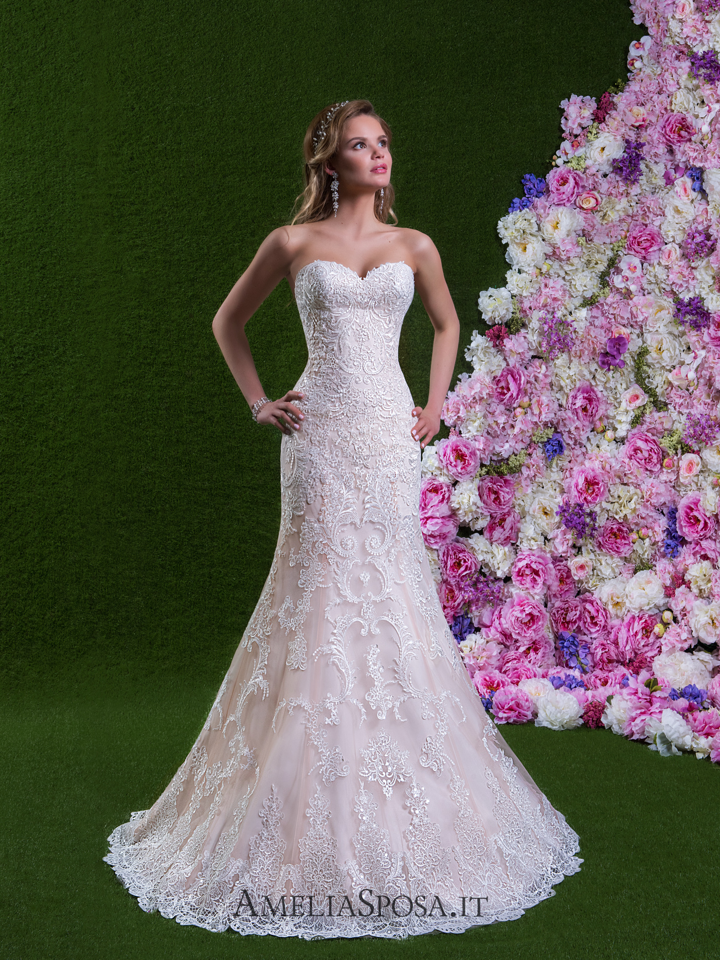 Gorgeous And Elegant Wedding Dress Collection By Amelia Sposa