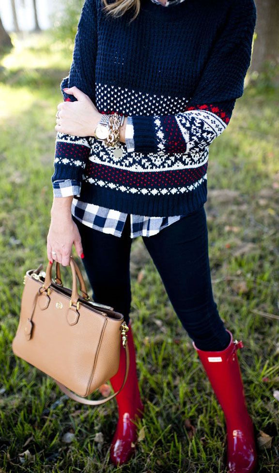 Stylish Christmas Sweater Outfit Ideas That Prove They Are Not That Ugly