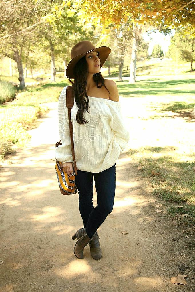 Off The Shoulder Sweater Outfits:You Cant But Love Them!