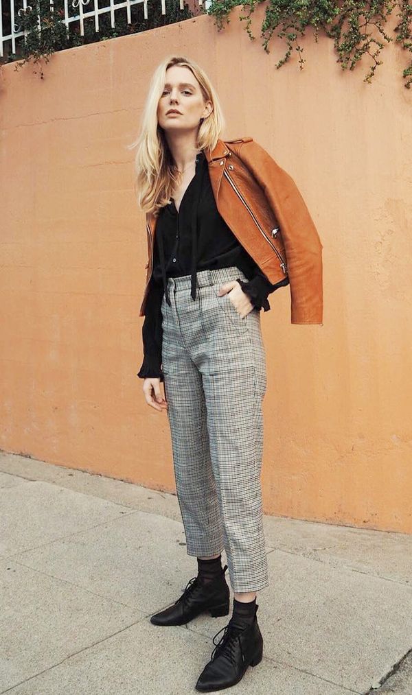Pleated Pants Outfit Ideas Which Prove That They Are A Must Have