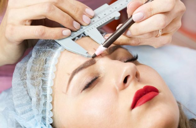 What Is Microblading and The Pros and Cons