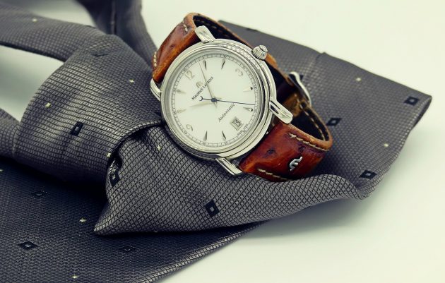 A Modern vs. Vintage Watch: What to Buy?