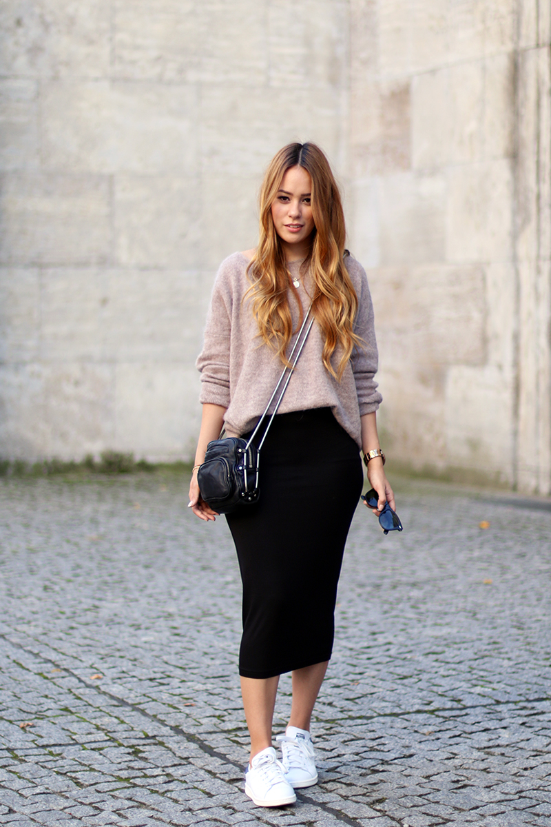 Sneakers And Skirt Outfits: Yes Or No?