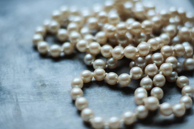 All the Basic Information You’ll Need before Buying a Pearl Jewelry Piece