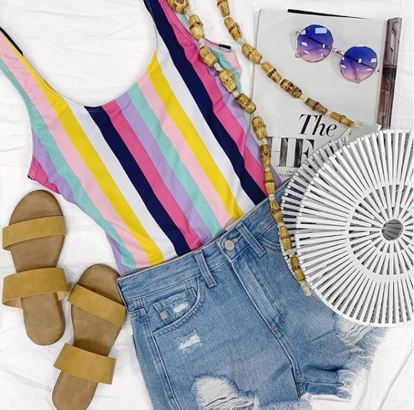 8 Must Have Fashion Items (and more!) for Vacation You Should Never Forget