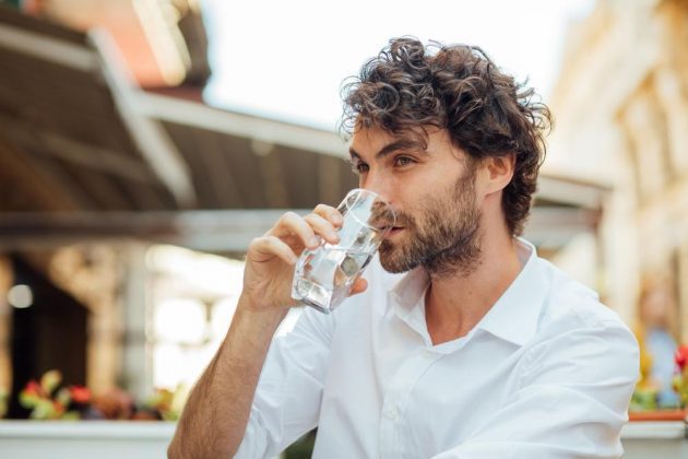 The Best Ways To Manage Your Curly Beard And Wear A Cool Fluff In 2019!