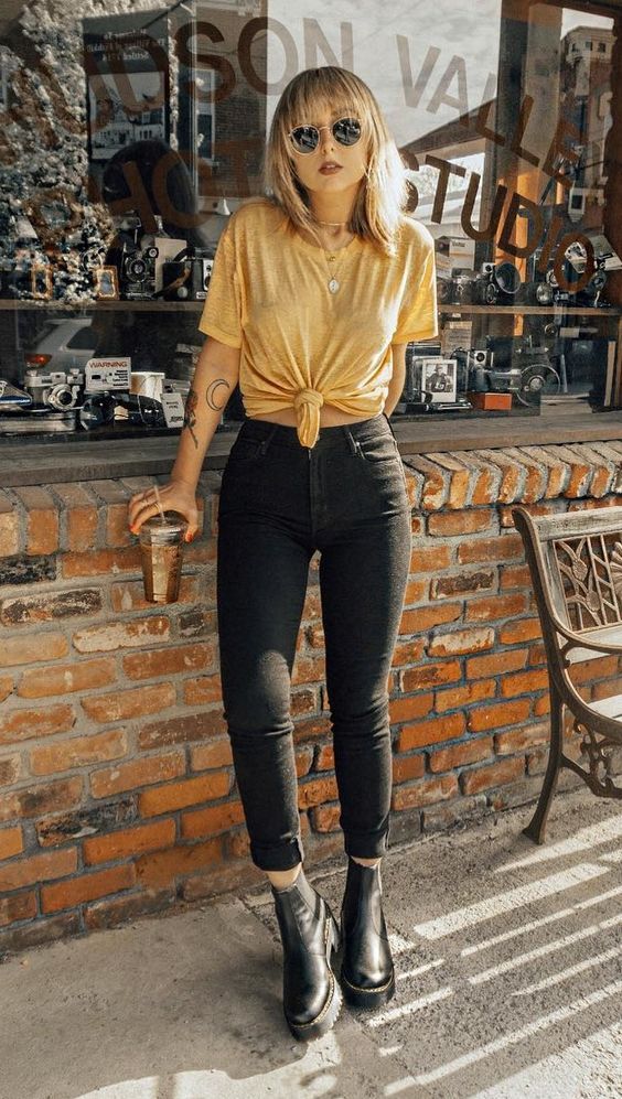 Clever Tips On How To Put Up An Outfit With Black Jeans