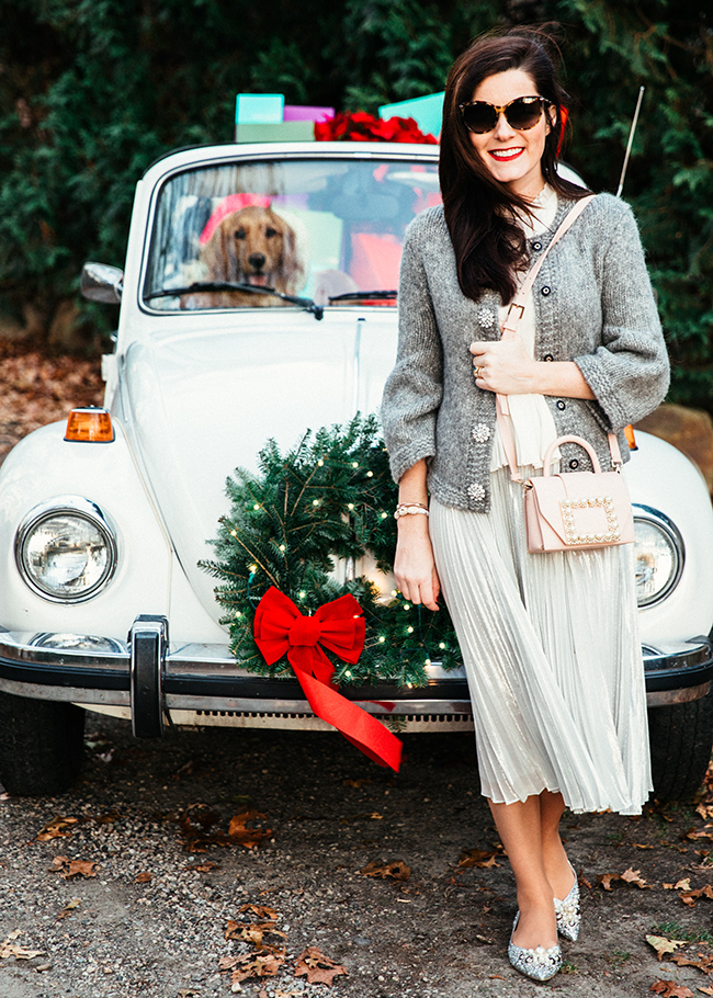 Casual Christmas Party Outfits That Look So Stylish