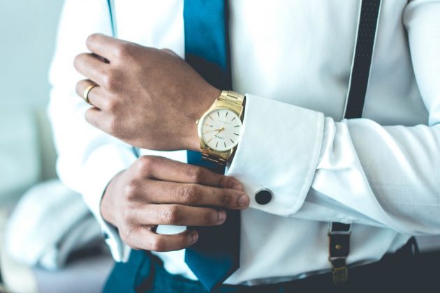 Reasons Why You Should Consider Wearing Cufflinks